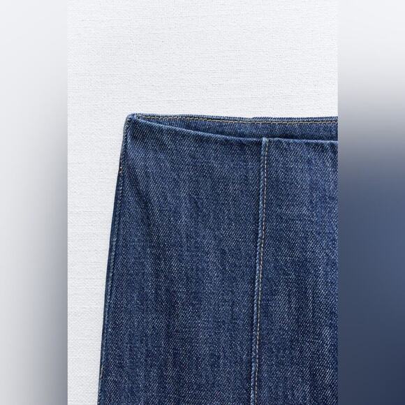 Zara Blue Denim  Z1975 STRAIGHT-FIT MID-RISE LONG LENGTH JEANS - Picture 2 of 9